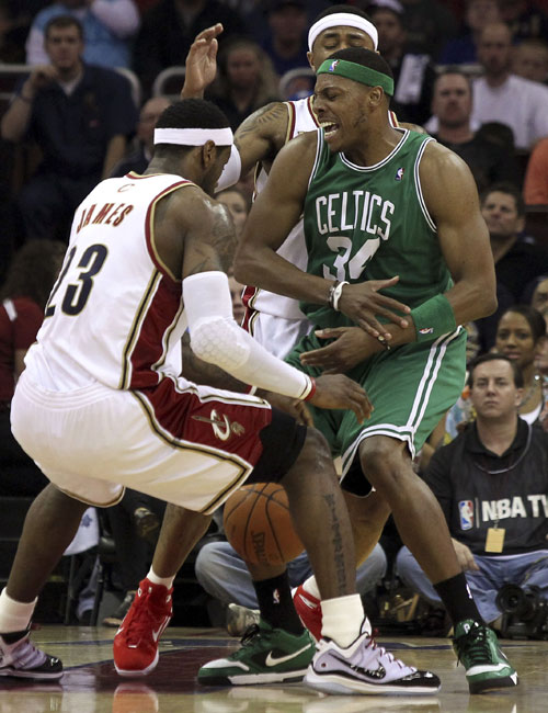 更多依赖伸 更多依赖伸