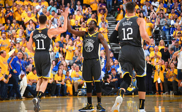 在冬窗签下 在冬窗签下